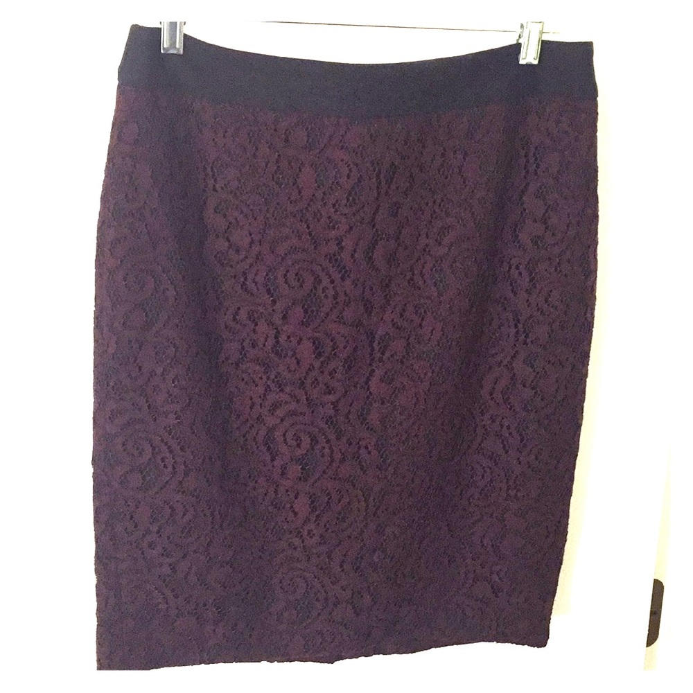 Loft lace pencil skirt